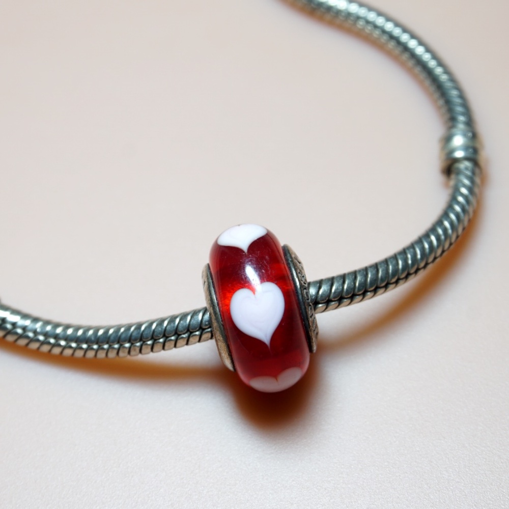 Auth Pandora Red Glass Heart Murano Charm Retired